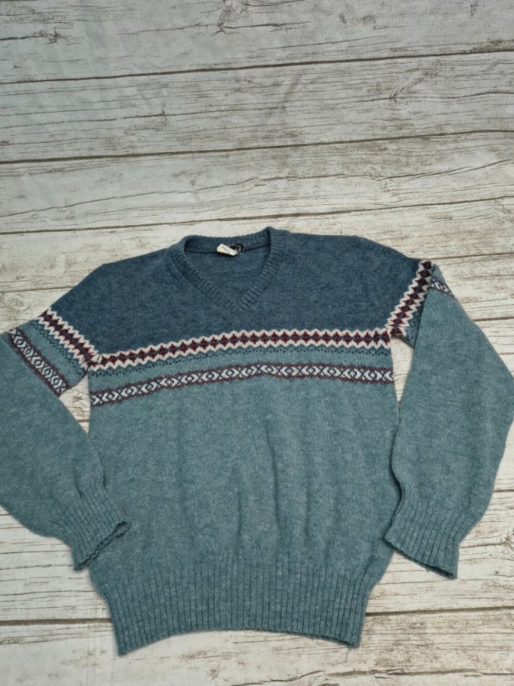 Club International Fair Isle Wool Blend Lightweight Sweater Size Small